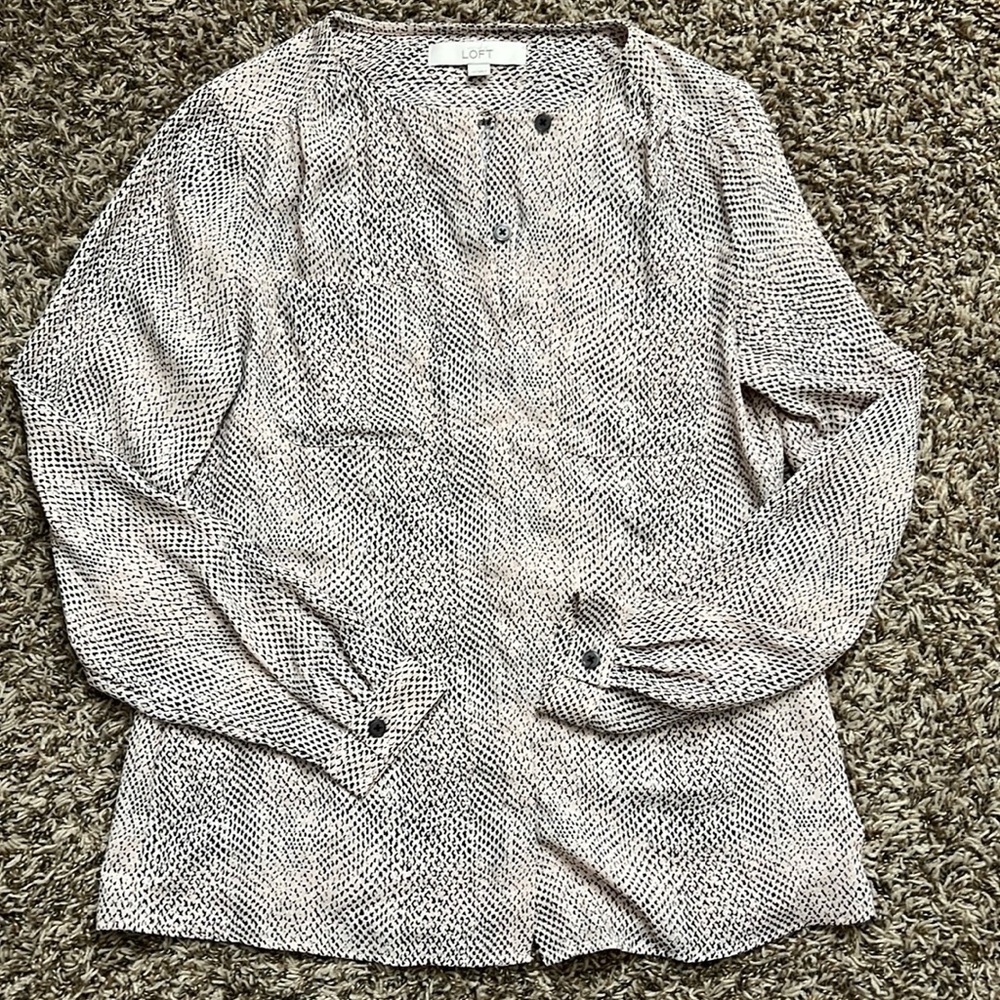 Loft Blouse Pink & Grey size XS